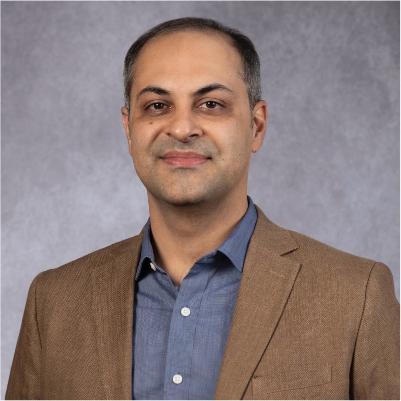 [Ñíkh~íl Bh~átíá~]